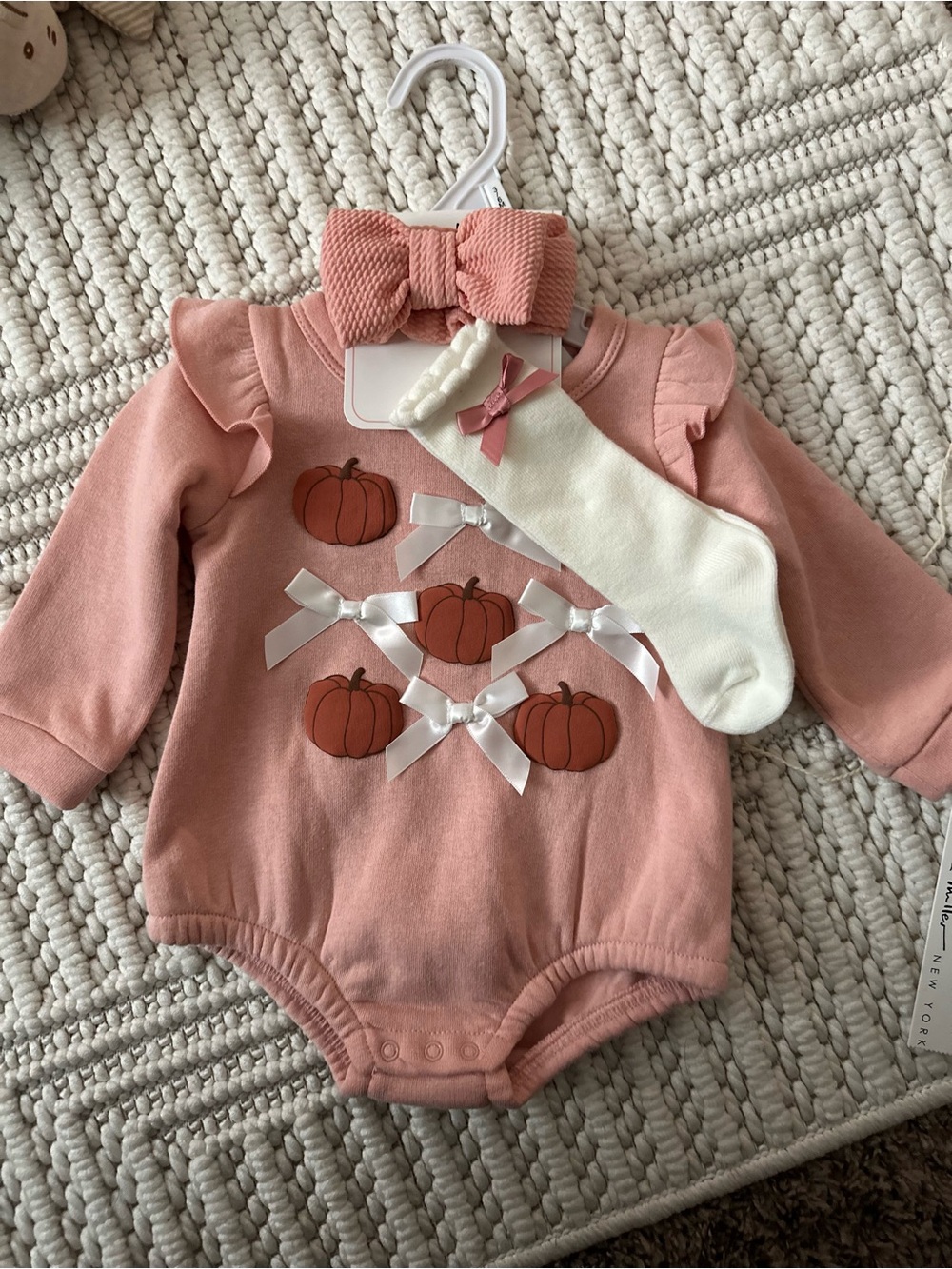 Nicole Miller Pink Pumpkin Bow Long-Sleeve Baby Bodysuit
